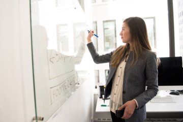 devenir-formateur-en-portage-salarial-le-temoignage-de-natacha-ducatez